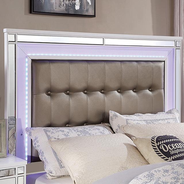 Brachium Queen Bedroom Set Silver