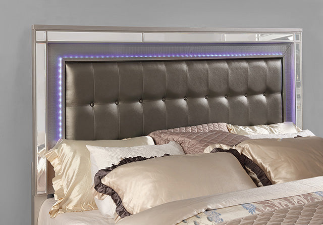 Brachium Queen Bedroom Set Silver